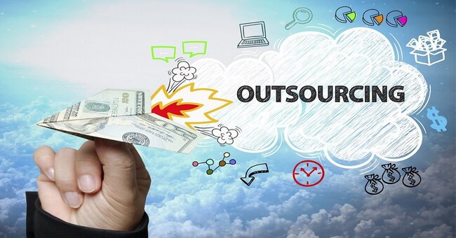 what is software outsourcing 